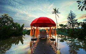 Kupu Kupu Barong Villas And Tree Spa